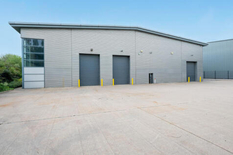 Commercial Property to rent Image 11