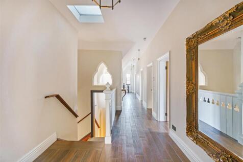 The Old Vicarage 312451- (15).jpg