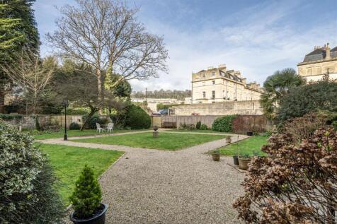 Rear Gardens.jpg