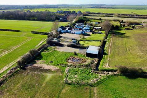 Farm - For sale by auction