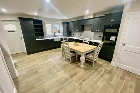 3 hampton kitchen 