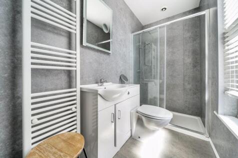 En Suite to Bedroom One