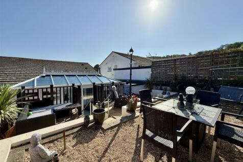 rear left quarter.JPG