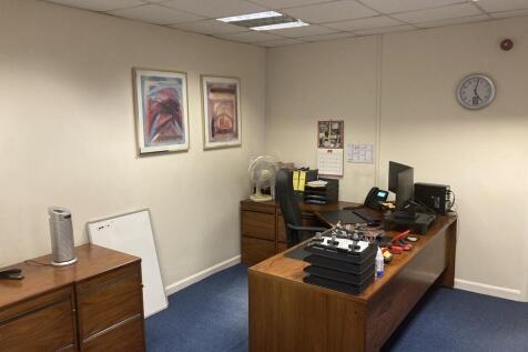 Office to rent Image 5