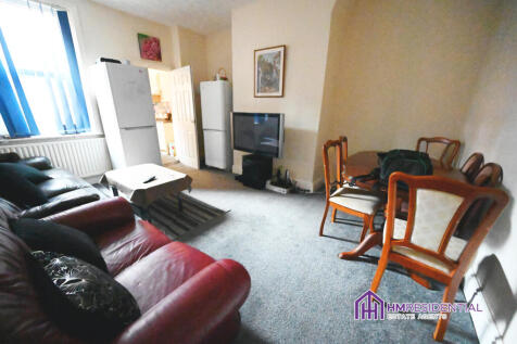 2 bedroom Ground Floor Flat for sale