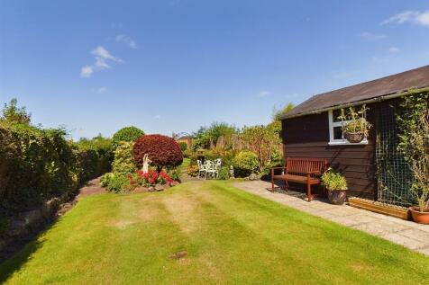 CAM02854G0-PR0202...