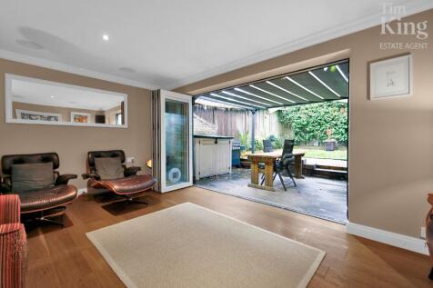 London, E4 - property photo