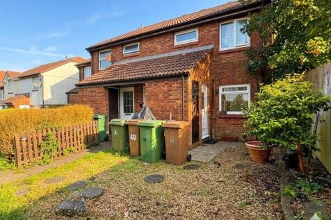 Buddle Close 38 - Front.jpg