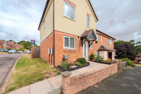 3 Bedroom End Terrace for Sale