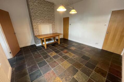 Glasshoughton, West Yorkshire, WF10 photo 3
