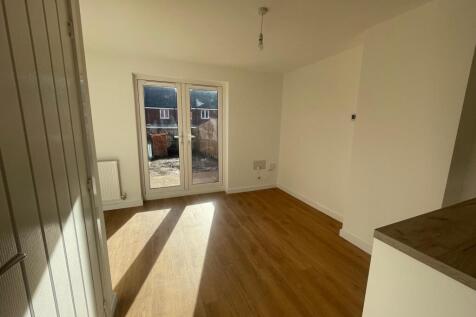 Flying Bedstead Way, Hucknall, NG15 6XL photo 4
