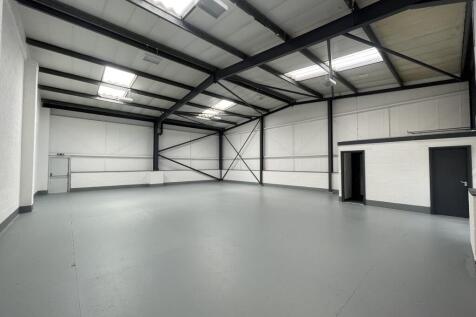 Warehouse to rent Image 6