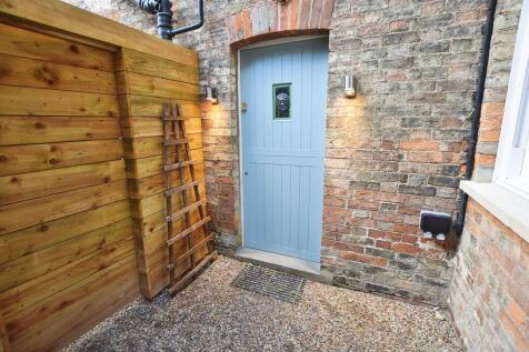 Private Entrance