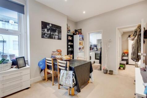 2_Dining Room-0.jpg