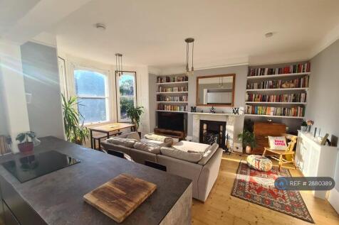 Open Plan Kitchen, Diner, Lounger