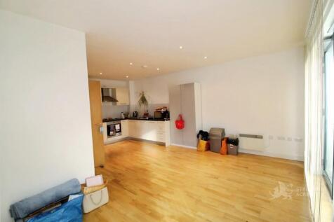 Reception/Kitchen