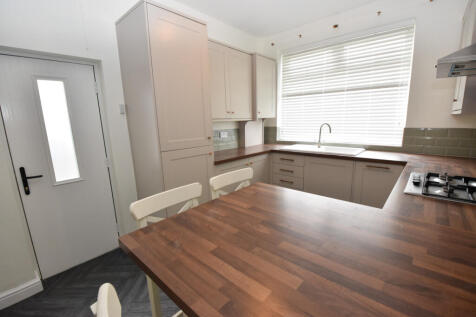 Windsor Avenue, Urmston, M41 photo 5