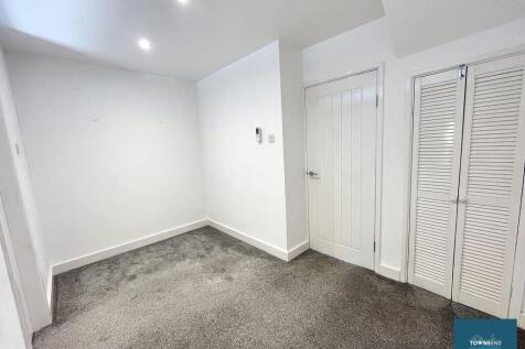 Brook Place, Falmouth, TR11 photo 3