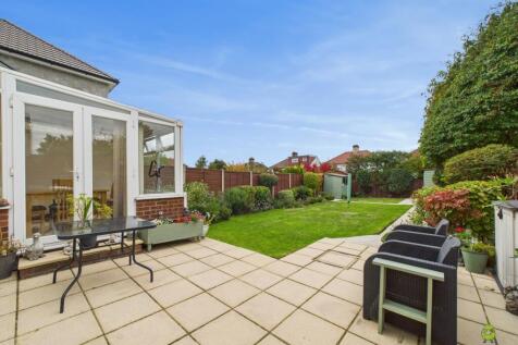 Presented by Nicoleta at EweMove Bexleyheath and D