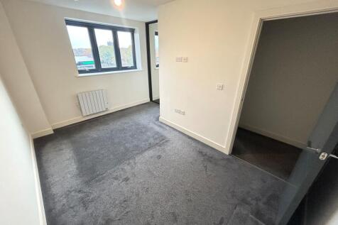 Fleet St, Staffordshire, Burton upon Trent, DE14 photo 5