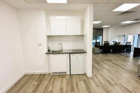 5 Onyx 102 Camley Street London N1C 4PF  interna