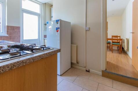 Colum Road, Cathays photo 3