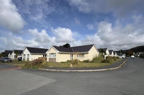 Click to visit Rightmove listing