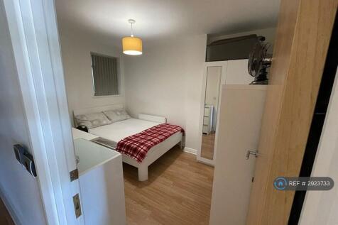 Double Bedroom 3