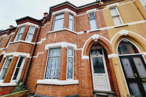 6-bed semi-detached on 38 Charlotte Street, Leamington Spa, £2,850/mo
