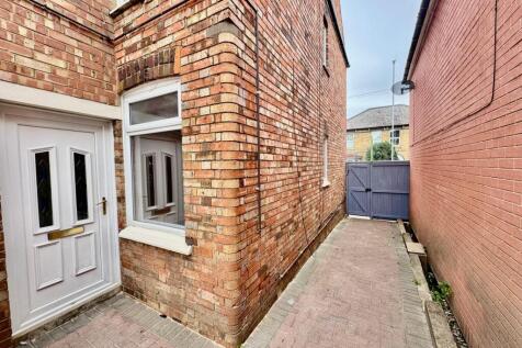 Entrance to Property 