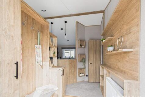 Cam02173g0 Pr0276 Still029