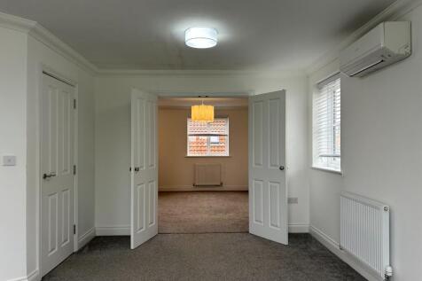 Cartwright Close, Alconbury Weald,  Huntingdon, Cambridgeshire, PE28 4LX photo 5