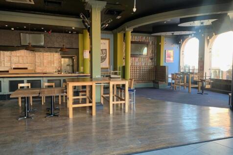 Pub to rent Image 3