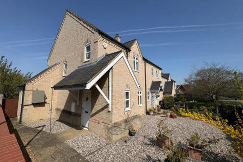 Executive Three-Bedroom Home in Sought-After Vill
