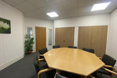 Office to rent Image 10
