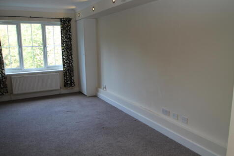 Aspen Vale , Whyteleafe , CR3 photo 3