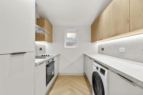 Kitchen (2)
