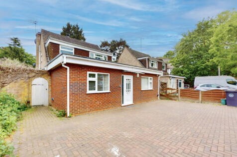Family Home, 5 Beds, Woking.