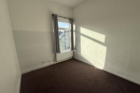 Trafalgar Street, Ashton-under-lyne photo 4