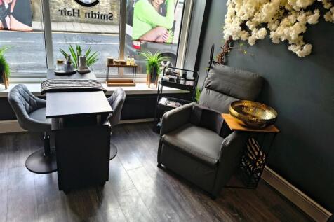 Hairdresser / Barber Shop for sale Image 3