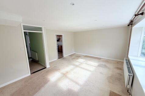 Oakum Court, Shiprights Avenue, Chatham photo 4