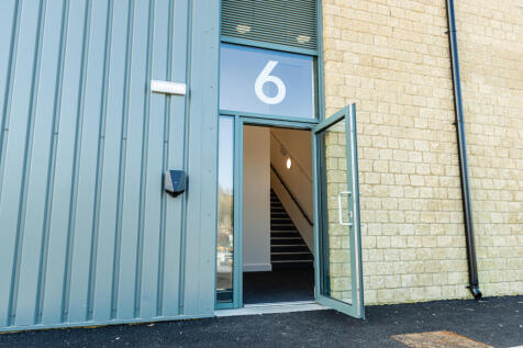 Light Industrial to rent Image 11