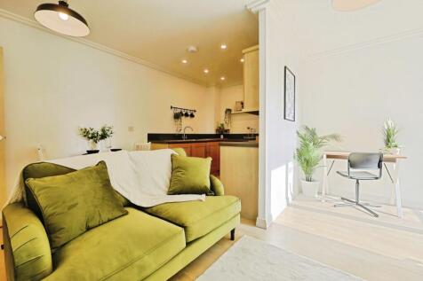 Reception/Kitchen