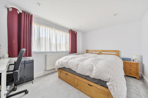 1346023-10-68b1d2...