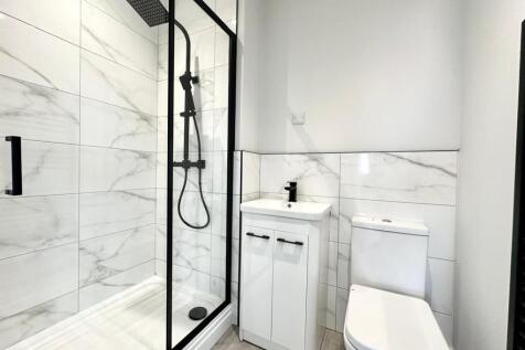 WhatsApp Image 2025-06-20 at 18.00.56 (1).jpeg