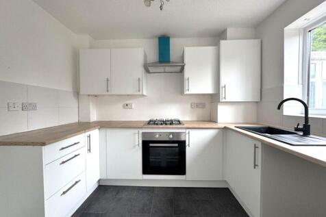 Sefton Close, Sholver photo 3