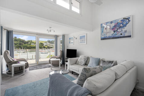 Open Plan Living 3