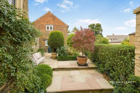 Front Garden, Yew Tree Cottage, Barleythorpe