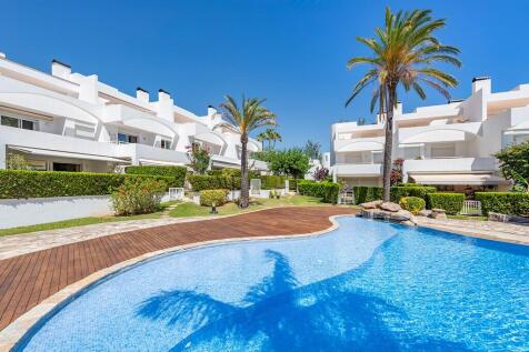Swimming Pool (1)