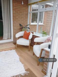 Stonebeck Avenue, Harrogate, HG1 photo 4